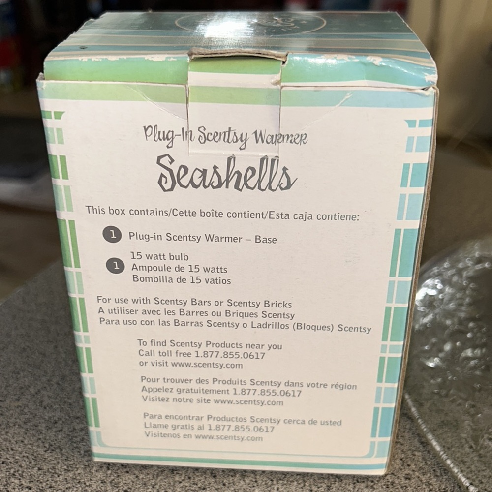 NWT Scentsy Seashells Wall Plug In Fragrance Wax Warmer Night Light w/ Bulb - Picture 6 of 7